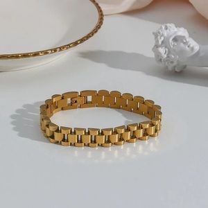 *sale* Golden cicilian bracelet